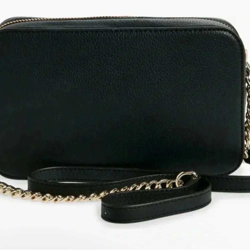 Vince Camuto Black Crossbody Bag. Faux Leather w/ Chain Detail Strap.